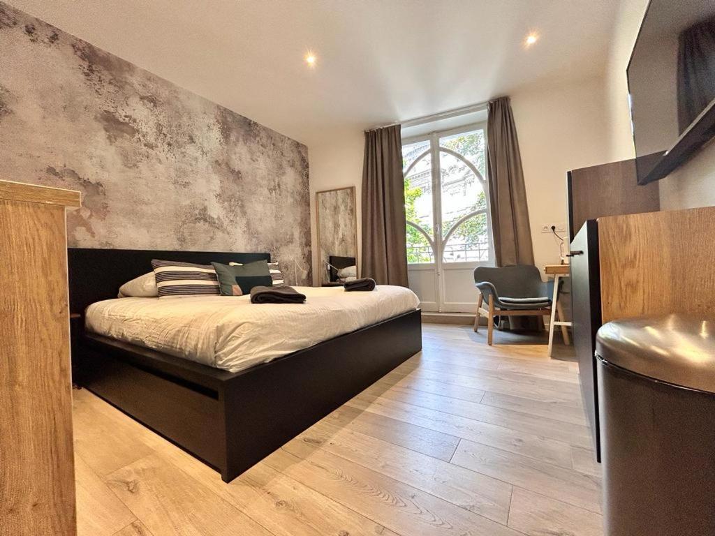 Tour D'Auvergne - Appartements En Plein Centre Ville, Proche De La Cathedrale Et De La Place De Jaude 클레르몽페랑 외부 사진